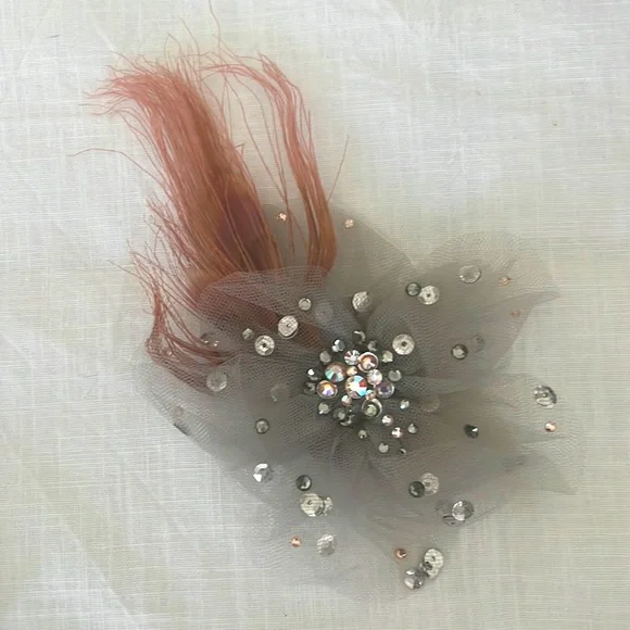 Vintage Tarina Tarantino Joomi Joolz Hair Accessories FOUR Total Tarina Tarantino Silk Flower HAIR/ANYWHERE CLIP Swarovski  main image 3